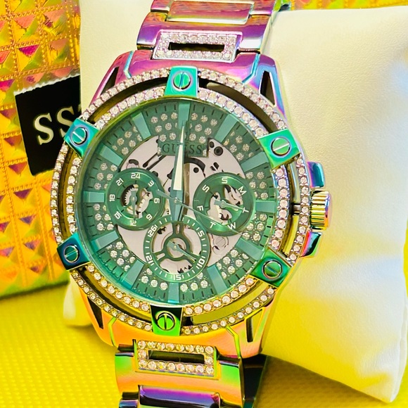 Guess Iridescent unisex  Watch - Picture 5 of 11
